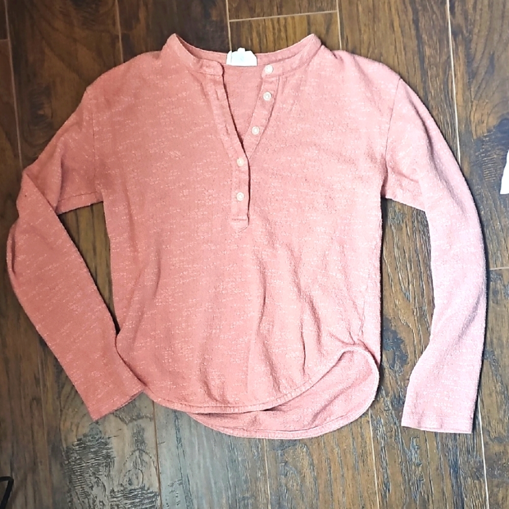 Women's Pink Button-Up Top